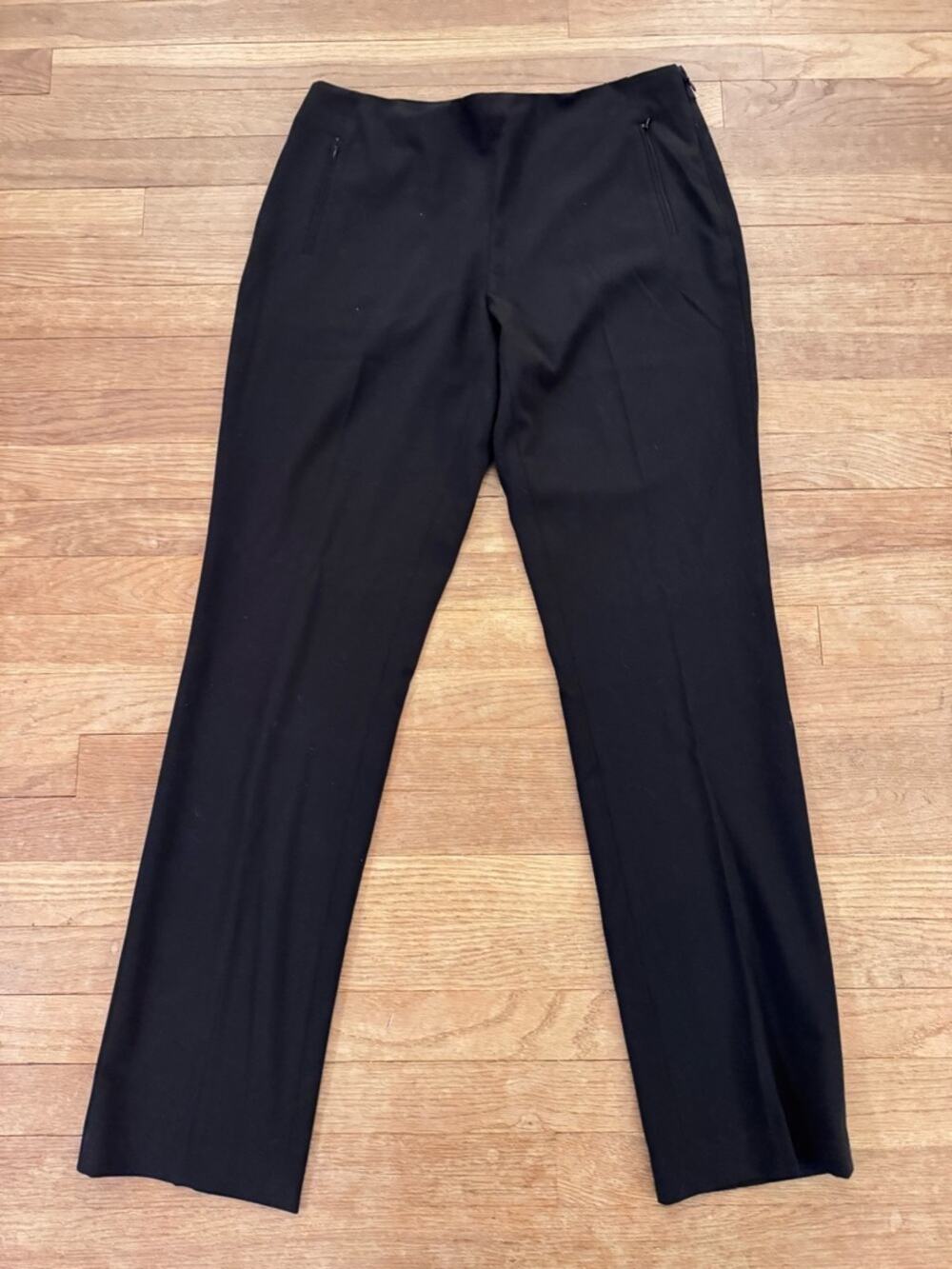 Tahari Women's Black Straight Leg Dress Pants - Size 10
b25